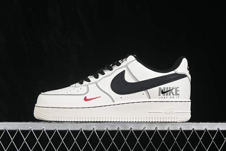 Picture of Air Force 1 _SKUfw23550492383184996fw